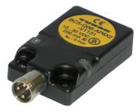 bc5-q08-an6x2-v1131s250 Turck Capacitive Block Proximity Sensor, 5 mm Detection, PNP NO, 10 → 30 V dc