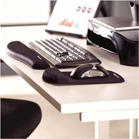 9252003 Fellowes Black Fluoropolymer Mouse Pad & Wrist Rest 238.1 x 184.2 x 25.4mm 25.4mm Height