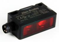 42jt-b2lat2-p4 Allen Bradley Background Suppression Photoelectric Sensor, Block Sensor, 3 mm → 400 mm Detection Range IO-LINK