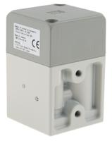 vr51-c06 SMC Push Button 3/2 Pneumatic Manual Control Valve VR51 Series, 2.5mm, III B