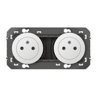 600332 Legrand 6003 White Plug Socket, 2 Poles, 16A, Indoor Use