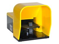 kg210s11 Lovato Foot Switch Momentary Foot Switch - Plastic Case Material, SPDT, 10 A Contact Current, 600V Contact Voltage