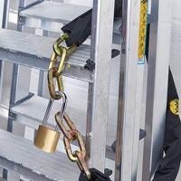 y110b401521 Yale Padlock Brass Padlock, 6.3mm Shackle, 40mm Body