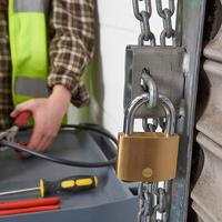 y110b501261 Yale Padlock Brass Padlock, 8mm Shackle, 50mm Body