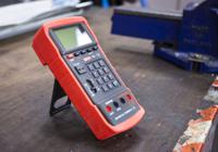 174-9556 RS PRO 133 Current & Voltage Calibrator, Max Voltage 20V, Max Current 24mA