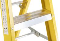 553-838 RS PRO Fibreglass 4 steps Step Ladder, 1.0m platform height