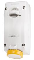 5611670 Scame Switchable IP67 Industrial Interlock Socket 2P+E, Earthing Position 4h, 16A, 130 V