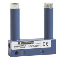 xuvr0303panl2 Telemecanique Sensors Through Beam Photoelectric Sensor, Fork Sensor, 30 mm Detection Range