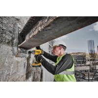 dcf900h2t-gb DeWALT 1/2 in 18V, 5Ah Impact Wrench Type G - British 3-Pin