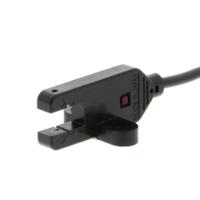 ee-sx772p Omron Through Beam Photoelectric Sensor, Slot Sensor, 5 mm Detection Range