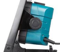 dml805 Makita Rechargeable LED Work Light, 750 lumens, Type G - British Plug, 18 V