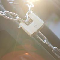 y114b701131 Yale Padlock Brass Padlock, 10mm Shackle, 70mm Body