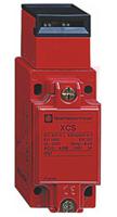 xcsb703 Telemecanique Sensors XCSB Safety Interlock Switch, 2NC/1NO, Keyed Actuator Included, Zinc Alloy
