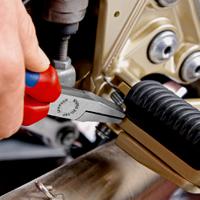 20-06-160 Knipex 20 06 Flat Nose Pliers, 160 mm Overall, Flat, Straight Tip, VDE/1000V, 30mm Jaw