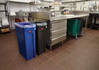 fg354007blue Rubbermaid Commercial Products Slim Jim 87L Blue Polyethylene Waste Bin