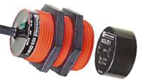 xcsdmr5912 Telemecanique Sensors XCS-DMR Series Magnetic Non-Contact Safety Switch, 24V dc, Plastic Housing