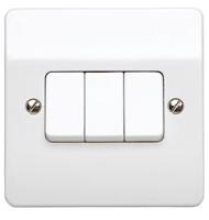 k4873-whi MK Electric White Rocker Light Switch, 2 Way, 3 Gang, Logic Plus