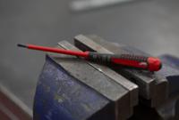 be-8230s Bahco Slotted  Screwdriver, 3.5 x 0.6 mm Tip, 100 mm Blade, VDE/1000V, 203 Overall