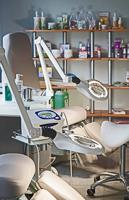 cil027983 Luxo CIL027983 LED Magnifying Lamp with Table Clamp Mount, 3.5dioptre, 165mm Lens Dia., 165mm Lens