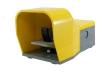 238-0563 RS PRO Medium Duty Snap Action Foot Switch - Thermoplastic Case Material, NO + NC, 6 A Contact Current, 24V Contact