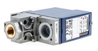 xmla160d2s11 Telemecanique Sensors Pressure Sensor, 10bar Min, 160bar Max, Relay Output, Differential Reading