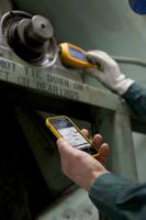 fluke-805-fc Fluke 805 Vibration Meter - Acceleration, Displacement, Velocity
