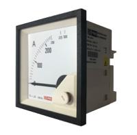 186-2446 RS PRO Analogue Panel Ammeter 10 (Input) A, 250/5 (CT) A, 500 (Scle) A AC, 68mm x 68mm, 1 % Moving Iron