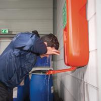 hew10gfew0 Hughes Wall Mounted Eye Wash Kit, 45 x 77.4 cm