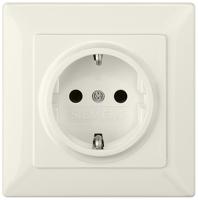 5ub1582 Siemens DELTA White 1 Gang Plug Socket, 16A, Type F - German Schuko, Indoor Use