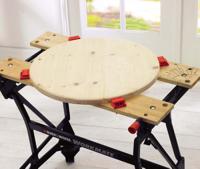 wm626-xj Black & Decker Portable Steel Workbench, 250kg Max Load, Adjustable Height, 775mm x 740mm