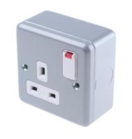 k2477alm MK Electric Black 1 Gang Plug Socket, 13A, Type G - British