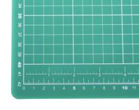 841-7712 RS PRO 10mm Green Cutting Mat, L450mm x W300mm