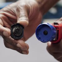 90-31-03-bk Knipex Pipe Cutter 6 → 35 mm, Cuts Plastic
