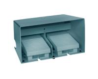 xpem3100d Schneider Electric Industrial Duty Momentary On-Off Foot Switch - Metal Case Material, 2NC+2NO, 3 A, 270 mA Contact