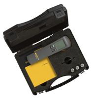 fluke-820-2 Fluke 820 LED Stroboscope, ±0.02 % Accuracy