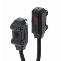 e3t-st14-2m Omron Through Beam Photoelectric Sensor, Block Sensor, 1 m Detection Range