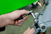 6950 Bahco 1/4 in Square Ratchet with Ratchet Handle, 120 mm Overall