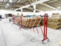 bar4006rb Viso Red & White Steel Extendable Barrier, 4m, White Tape