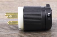860-6738 RS PRO USA Mains Plug, 15A Black, Cable Mount Nylon Cage Clamp, 125 V
