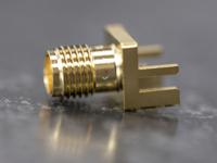 526-5757 RS PRO, Jack Edge Mount SMA Connector, 50Ω, Solder Termination, Straight Body